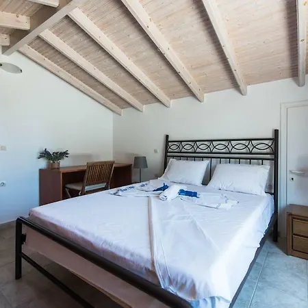 بيت للعطل Natasha Summer House